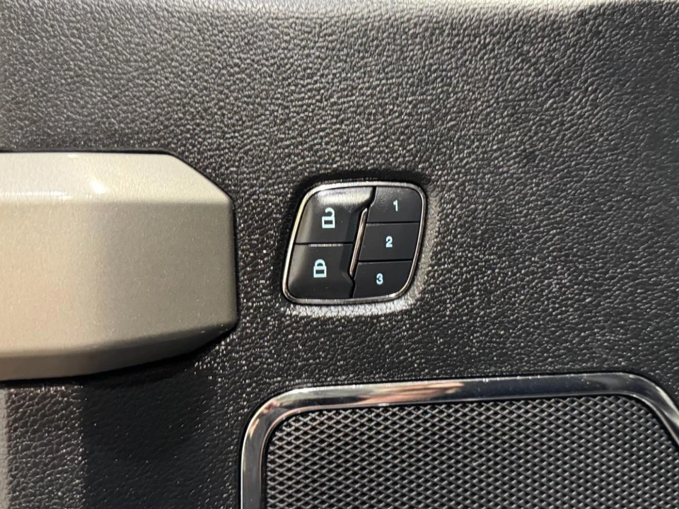 2017 Ford Super Duty 4th Gen - Image 30 of 31