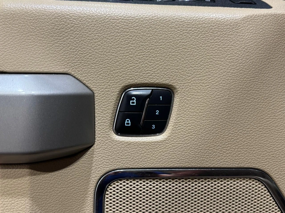 2017 Ford Super Duty 4th Gen - Image 18 of 21