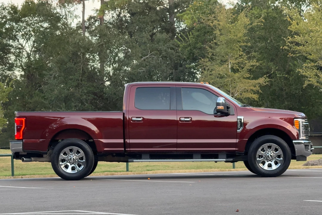 2017 Ford Super Duty 4th Gen - Image 3 of 31