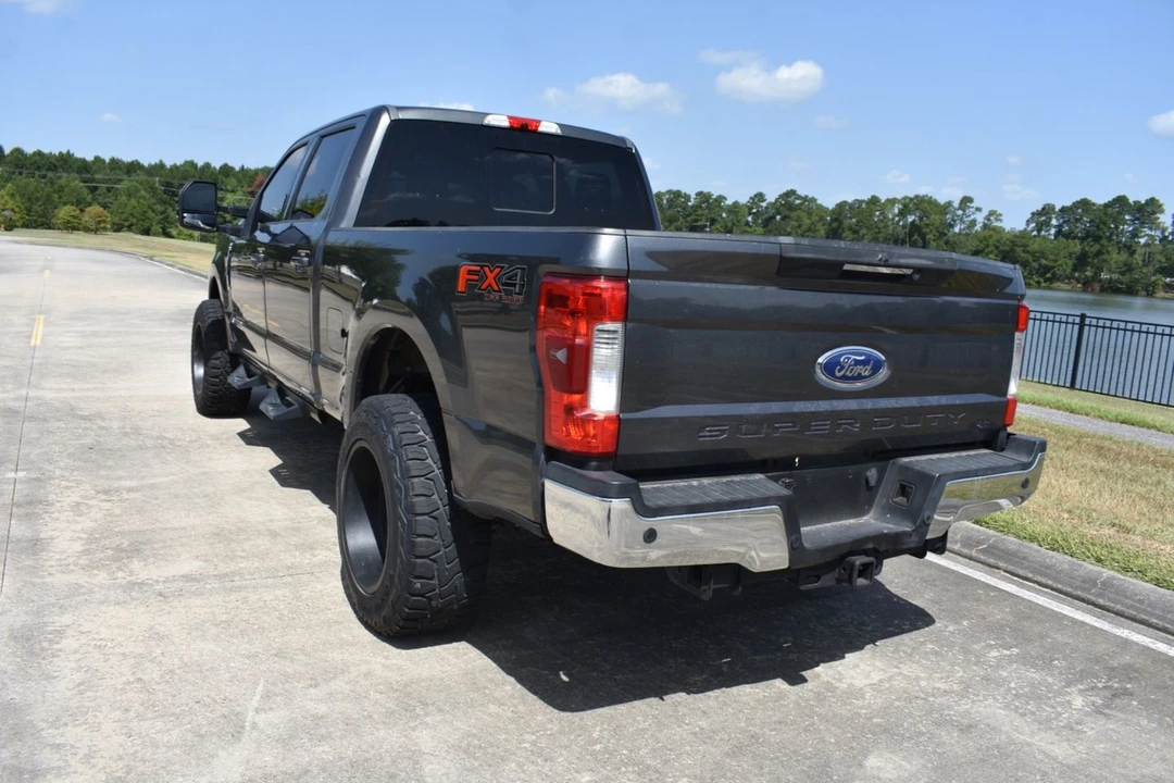 2017 Ford Super Duty 4th Gen - Image 8 of 23