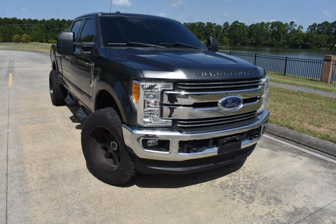 2017 Ford Super Duty 4th Gen - Image 2 of 23