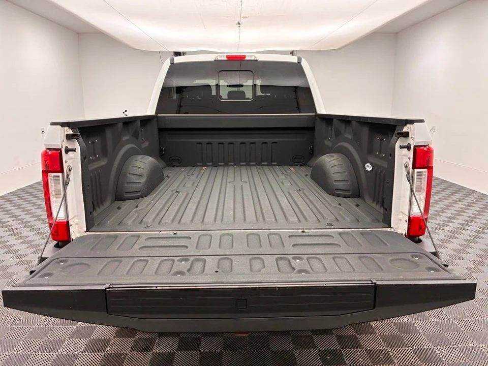 2017 Ford Super Duty 4th Gen - Image 9 of 12