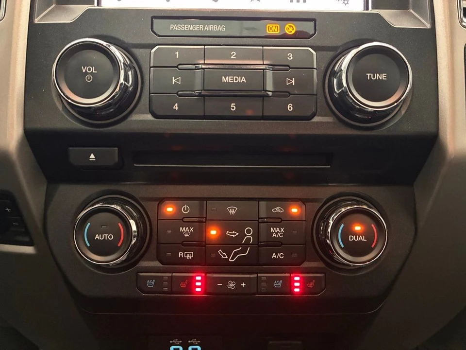 2017 Ford Super Duty 4th Gen - Image 5 of 12