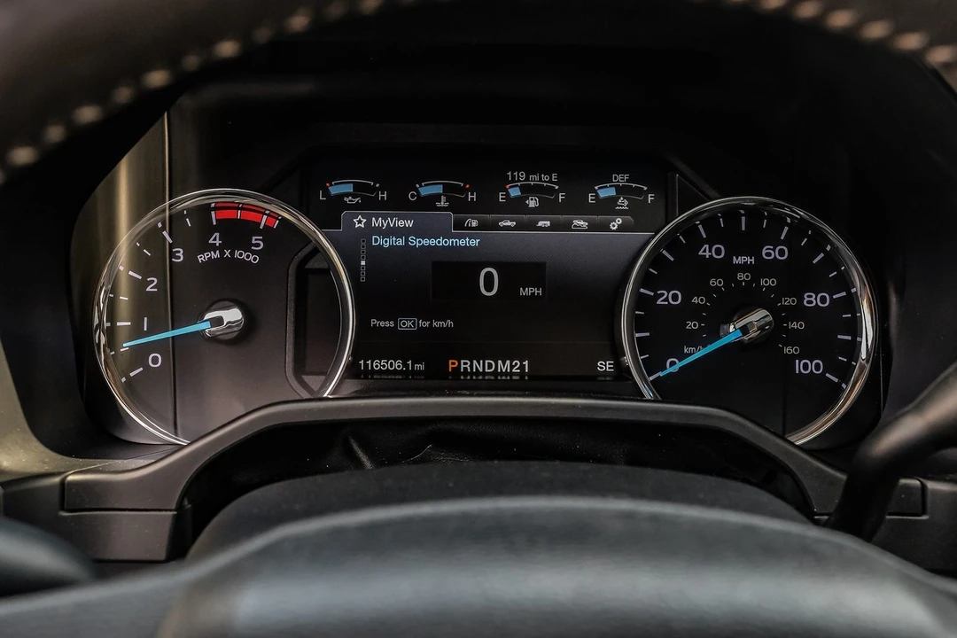 2017 Ford Super Duty 4th Gen - Image 27 of 31