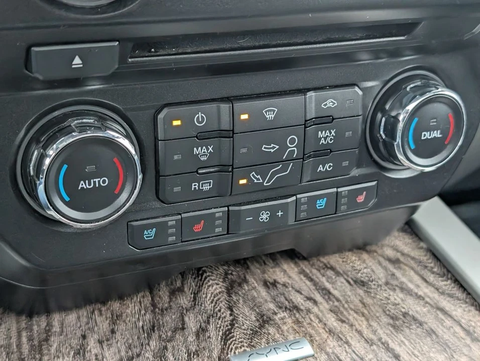2017 Ford Super Duty 4th Gen - Image 15 of 19