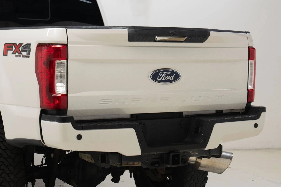 2017 Ford Super Duty 4th Gen - Image 17 of 21