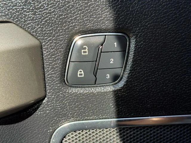 2017 Ford Super Duty 4th Gen - Image 19 of 21