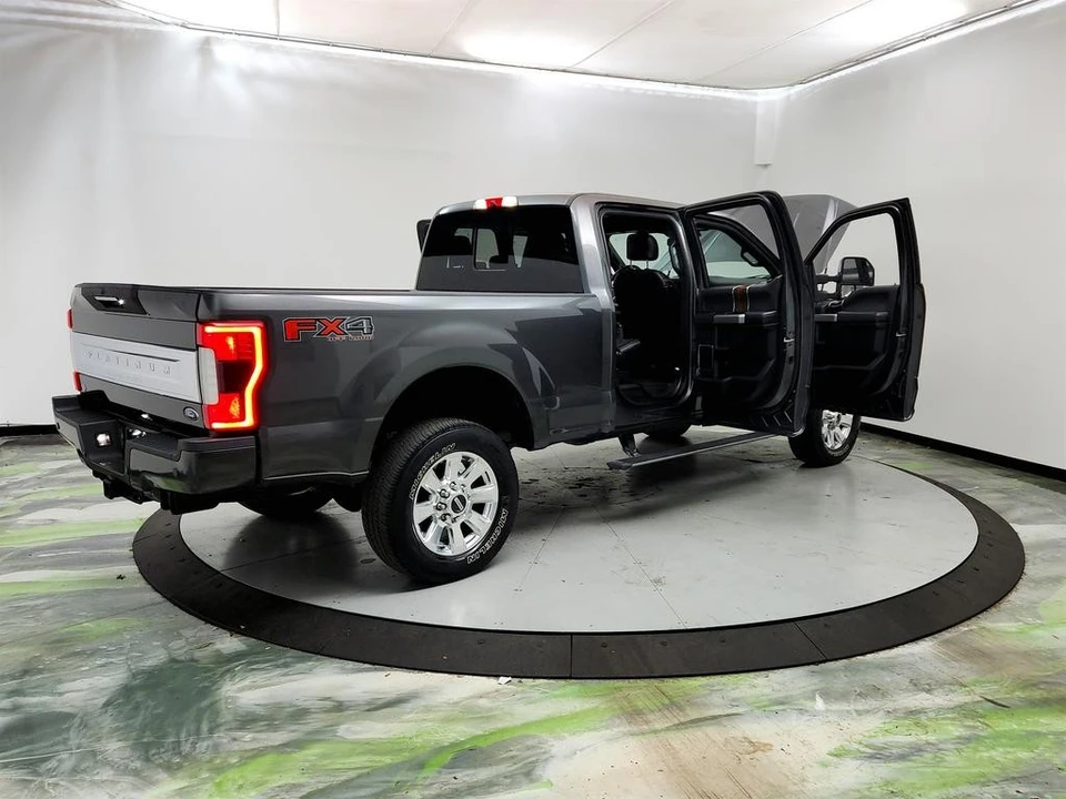 2017 Ford Super Duty 3rd Gen - Image 11 of 12