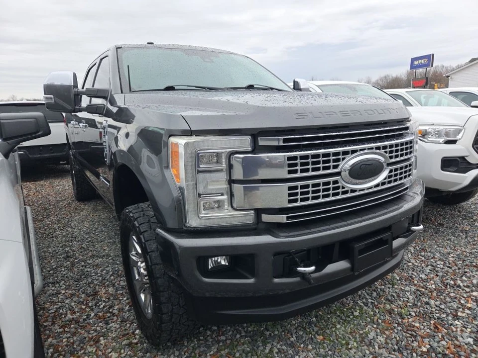 2017 Ford Super Duty 4th Gen - Image 2 of 4