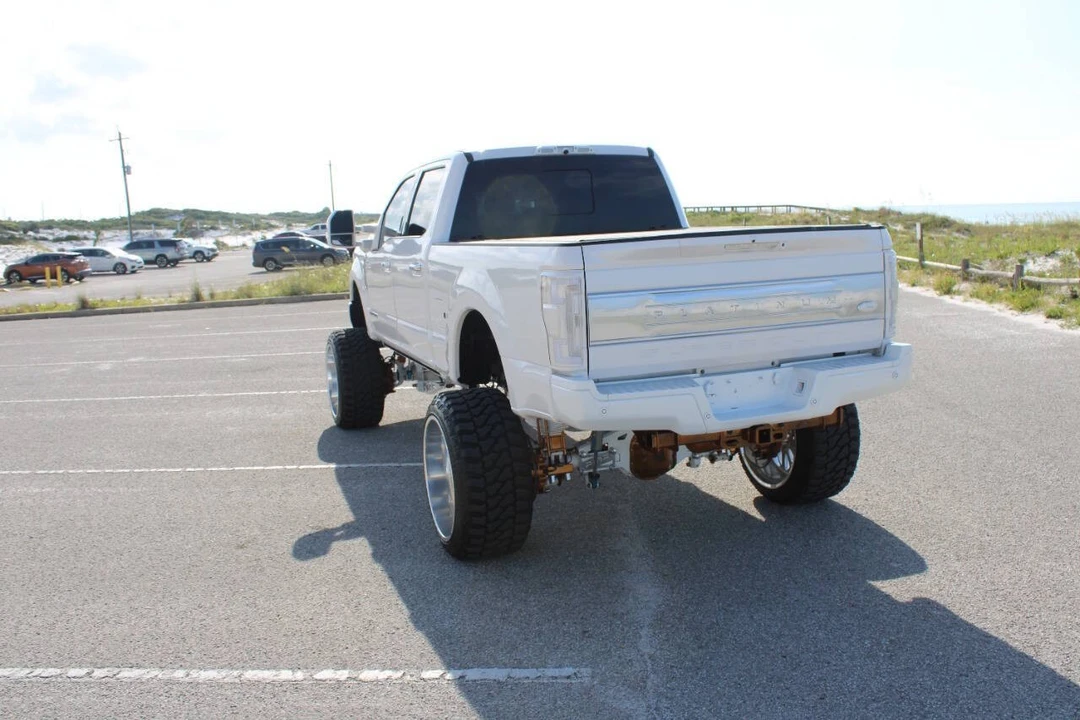 2017 Ford Super Duty 4th Gen - Image 15 of 31
