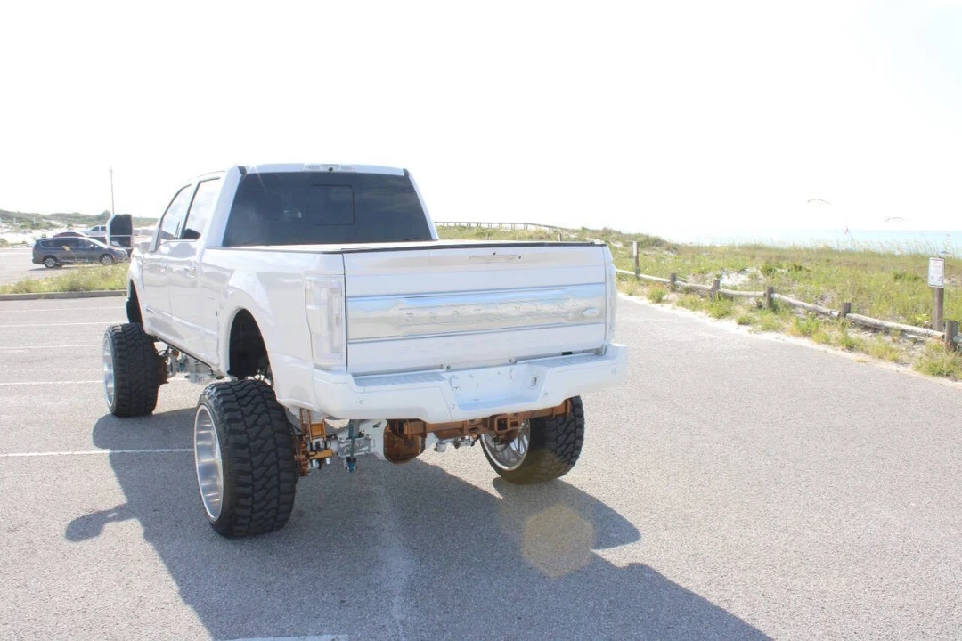 2017 Ford Super Duty 4th Gen - Image 17 of 31