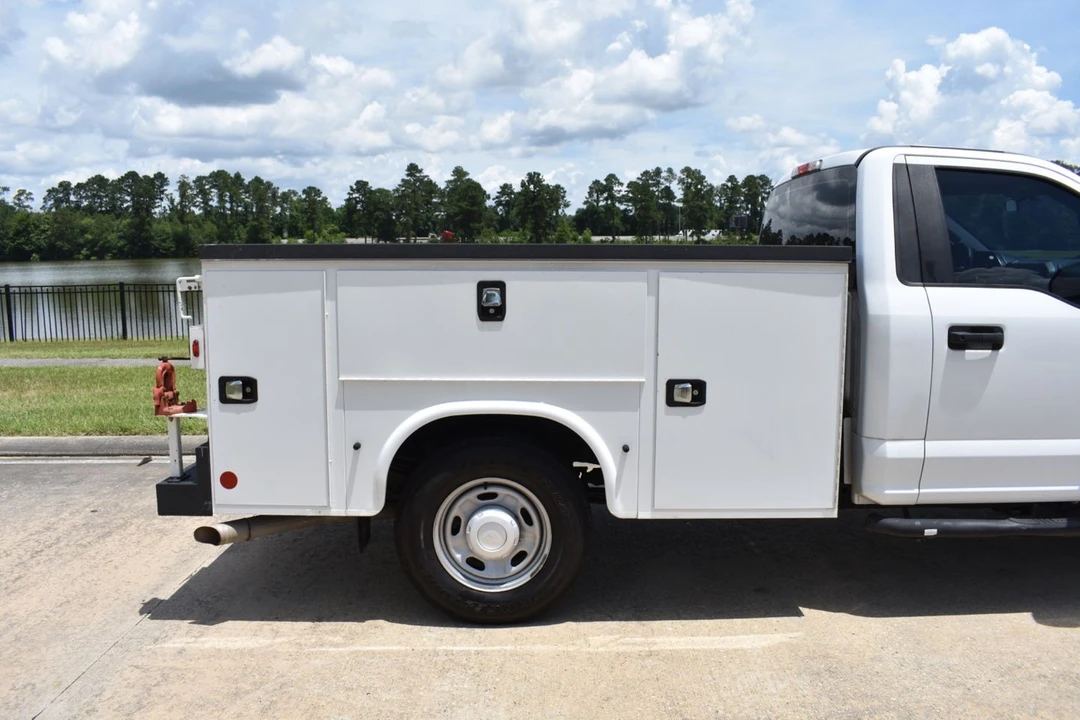 2017 Ford Super Duty 4th Gen - Image 4 of 27