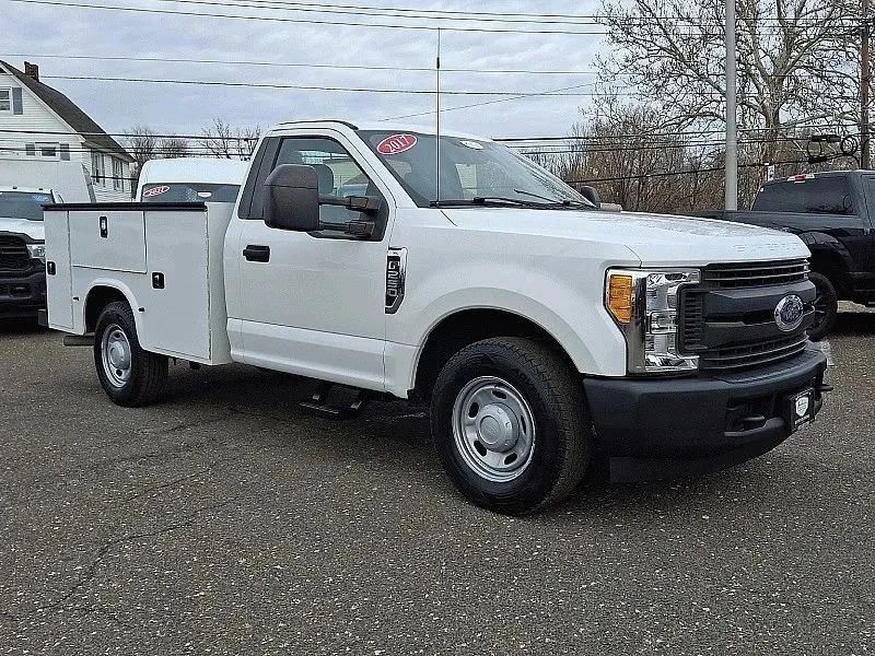 2017 Ford Super Duty 4th Gen - Image 2 of 12