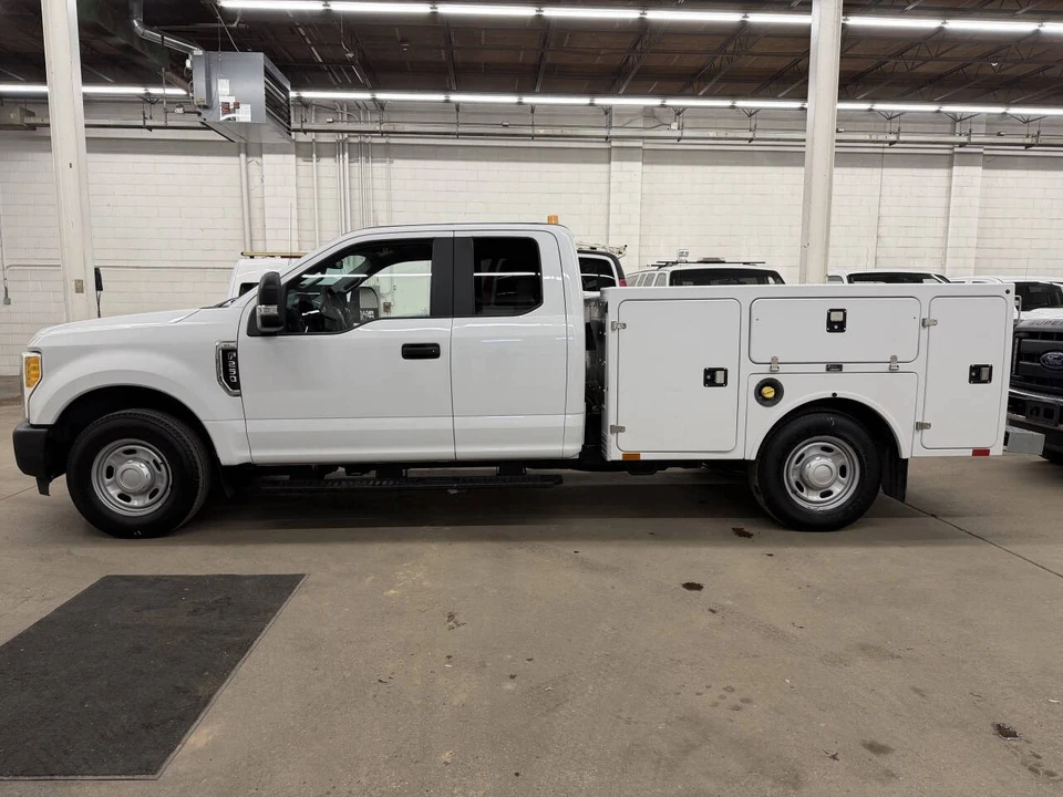 2017 Ford Super Duty 4th Gen - Image 11 of 12