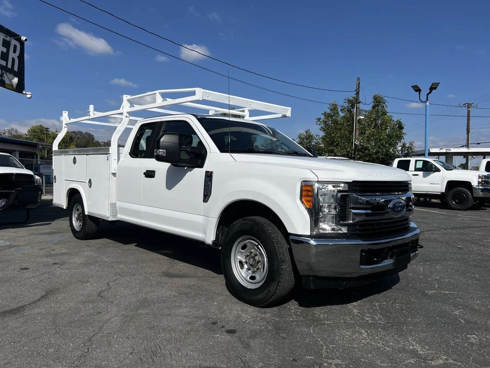 2017 Ford Super Duty 4th Gen - Image 3 of 20