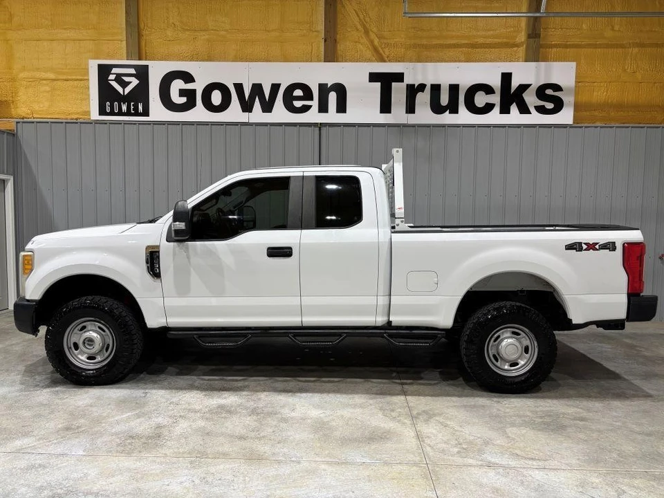 2017 Ford Super Duty 4th Gen - Image 2 of 21