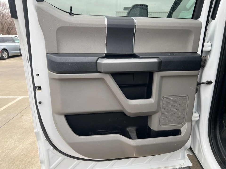 2017 Ford Super Duty 4th Gen - Image 11 of 12