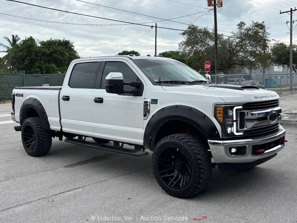 2017 Ford Super Duty 4th Gen - Image 2 of 12