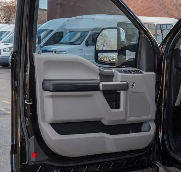 2017 Ford Super Duty 4th Gen - Image 6 of 12