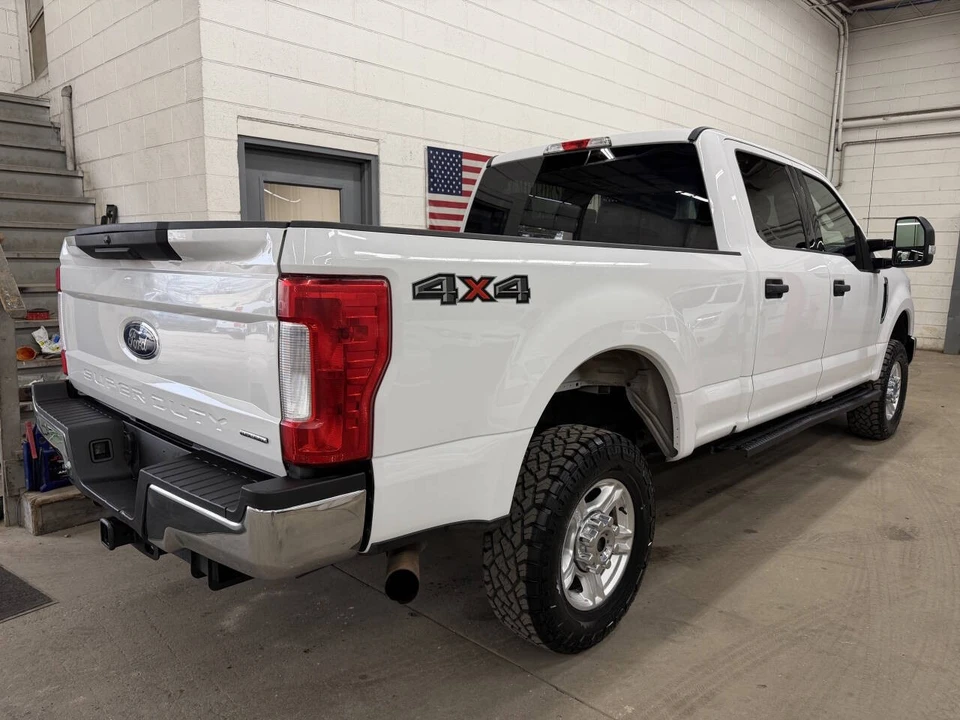 2017 Ford Super Duty 4th Gen - Image 2 of 12