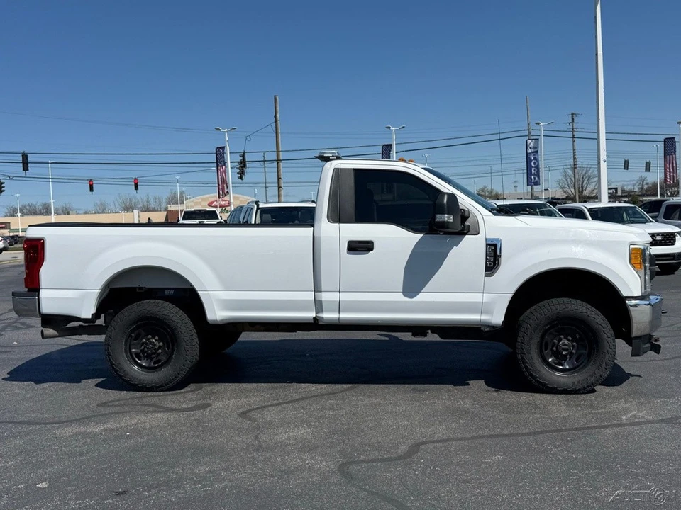 2017 Ford Super Duty 4th Gen - Image 2 of 21