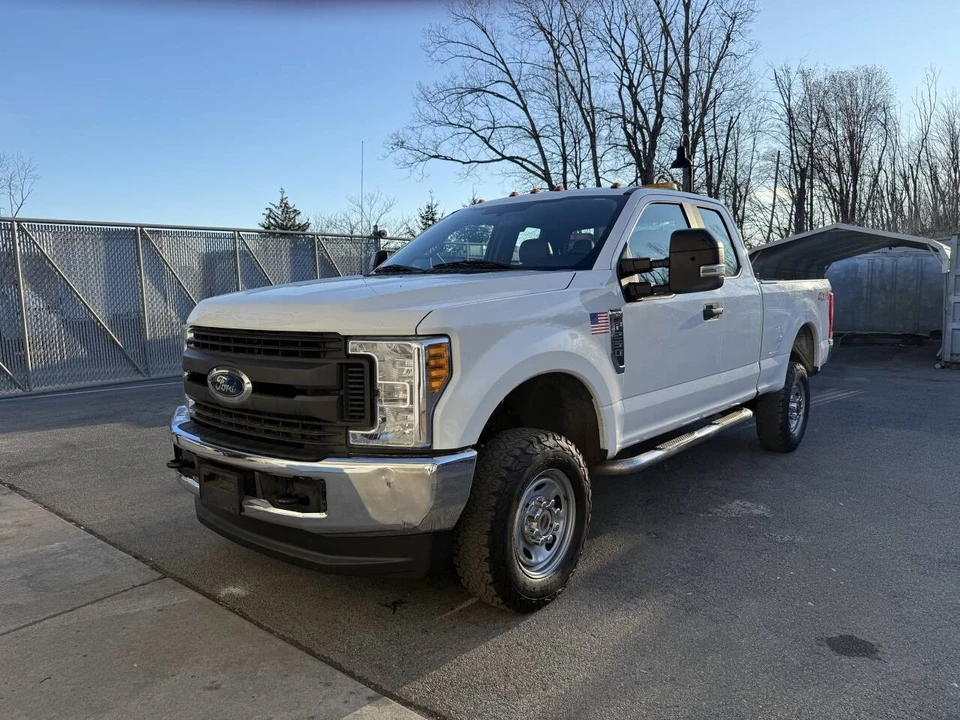 2017 Ford Super Duty 4th Gen - Image 2 of 16