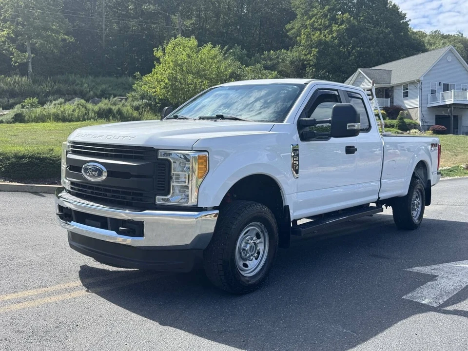 2017 Ford Super Duty 4th Gen - Image 2 of 12