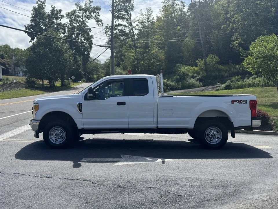 2017 Ford Super Duty 4th Gen - Image 9 of 12