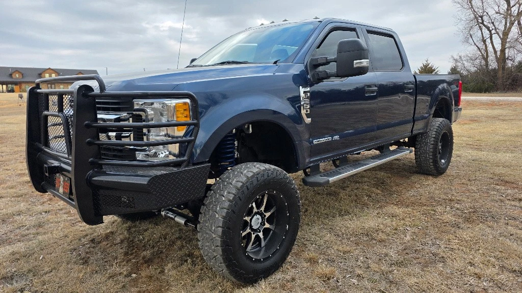 2017 Ford Super Duty 4th Gen - Image 2 of 24