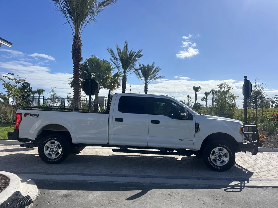 2017 Ford Super Duty 4th Gen - Image 19 of 21