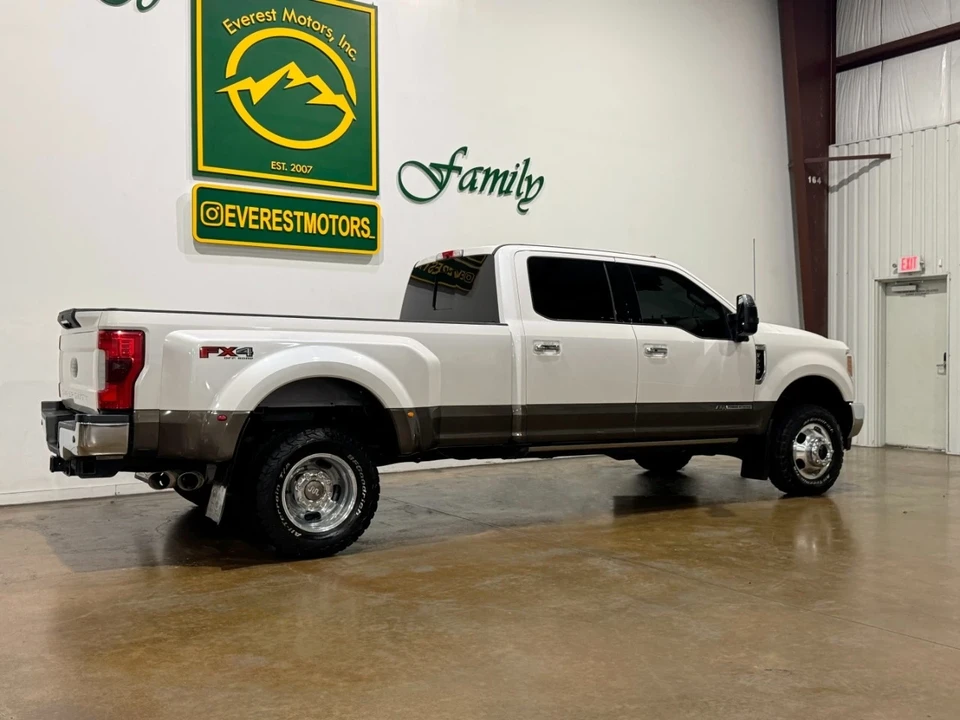 2017 Ford Super Duty 4th Gen - Image 3 of 12