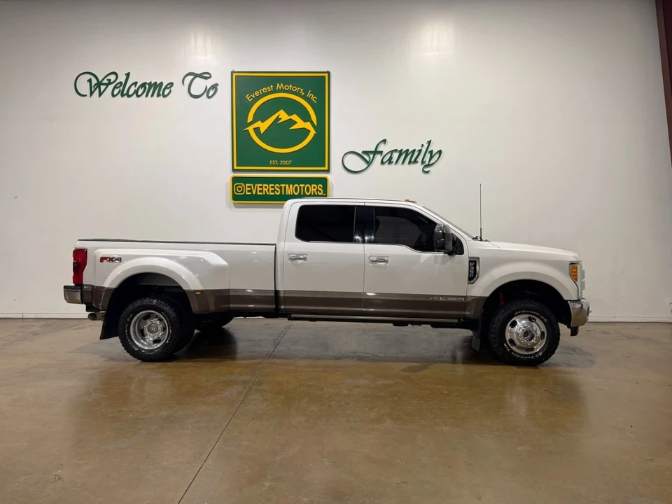 2017 Ford Super Duty 4th Gen - Image 2 of 12
