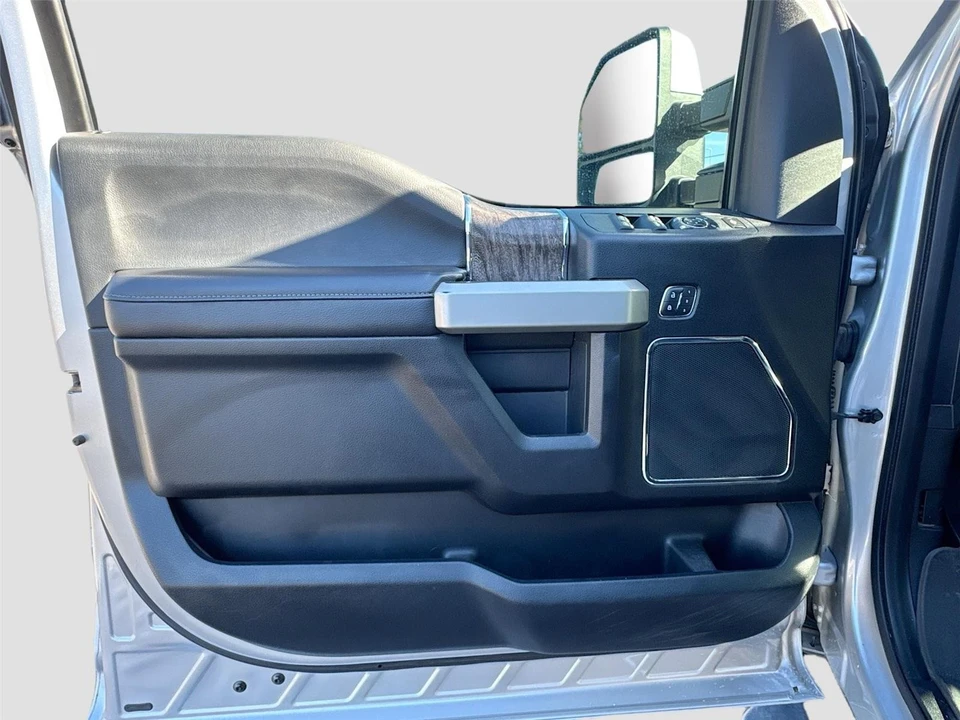 2017 Ford Super Duty 4th Gen - Image 6 of 15