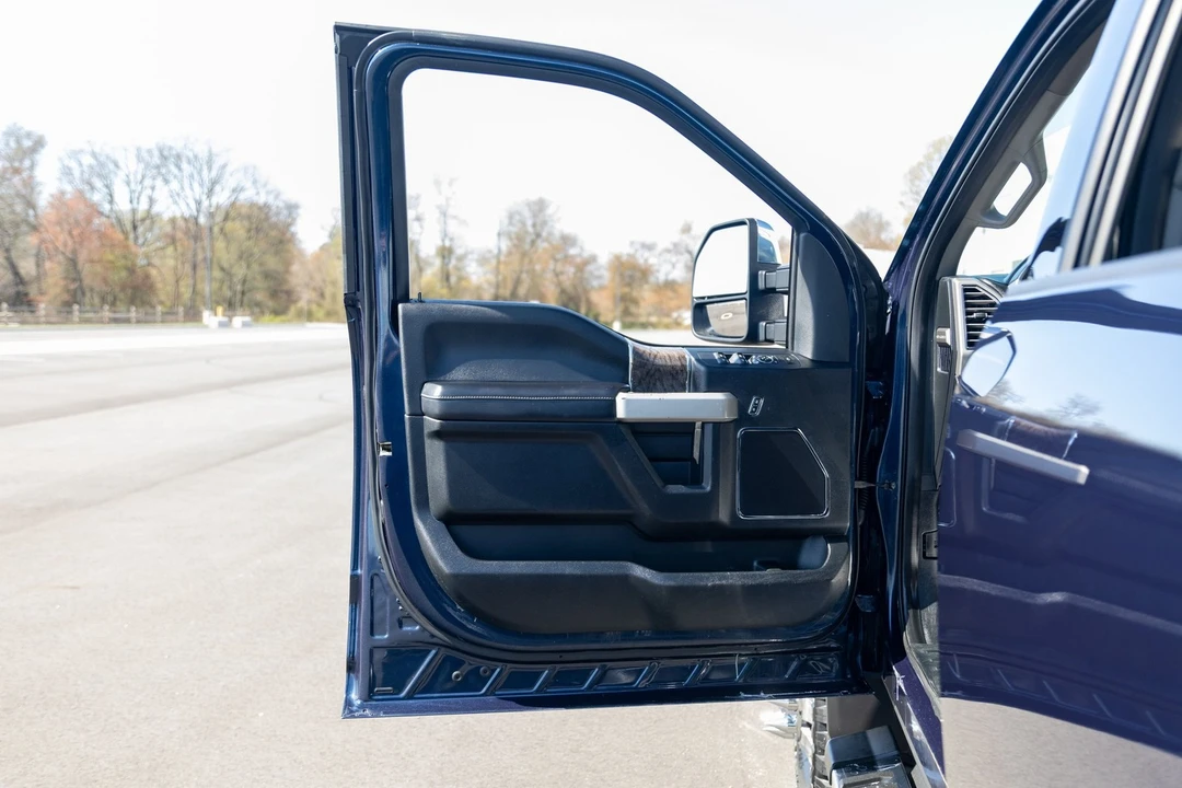 2017 Ford Super Duty 4th Gen - Image 19 of 21