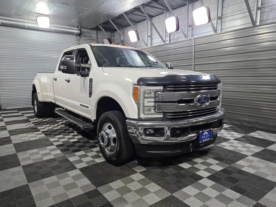 2017 Ford Super Duty 4th Gen - Image 4 of 12