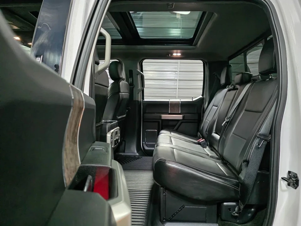 2017 Ford Super Duty 4th Gen - Image 19 of 21