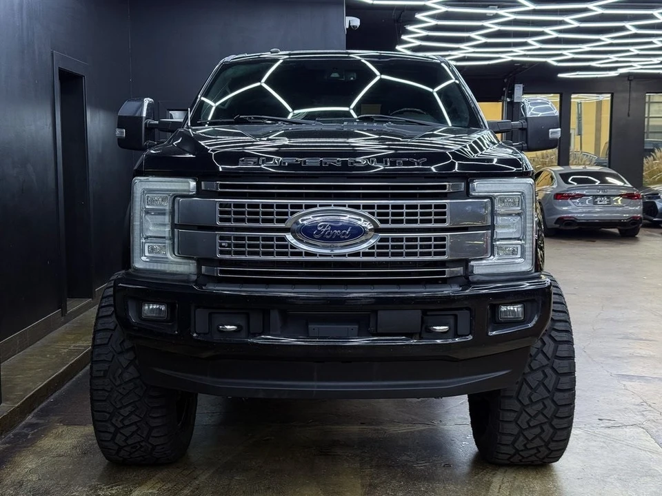 2017 Ford Super Duty 4th Gen - Image 2 of 12