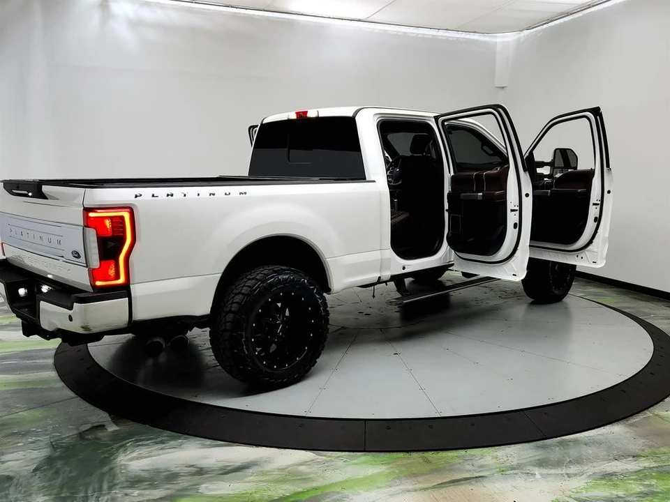 2017 Ford Super Duty 4th Gen - Image 11 of 12