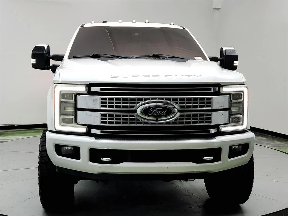 2017 Ford Super Duty 4th Gen - Image 2 of 12