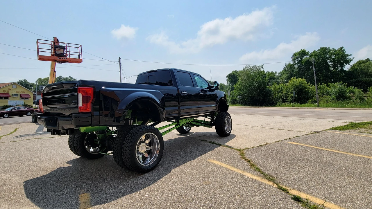 2017 Ford Super Duty 4th Gen - Image 14 of 31