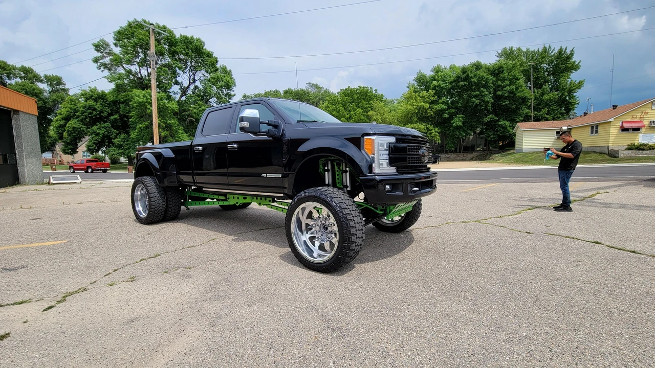 2017 Ford Super Duty 4th Gen - Image 17 of 31