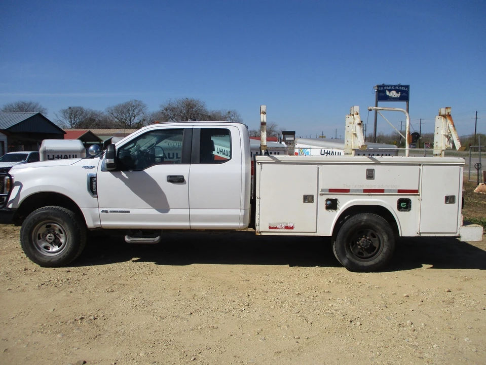 2017 Ford Super Duty 4th Gen - Image 8 of 21