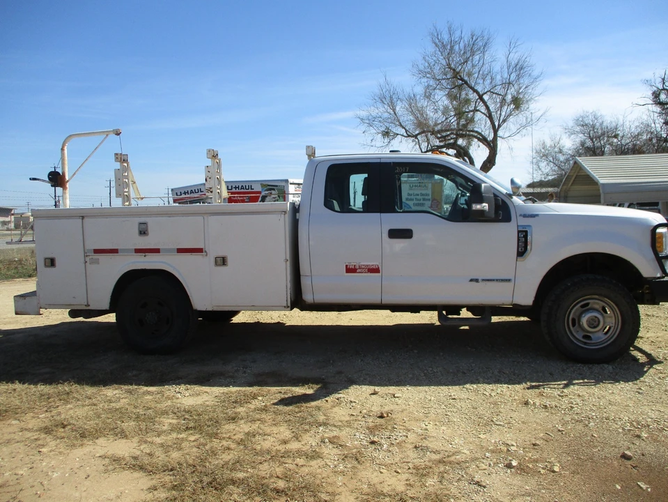 2017 Ford Super Duty 3rd Gen - Image 9 of 21