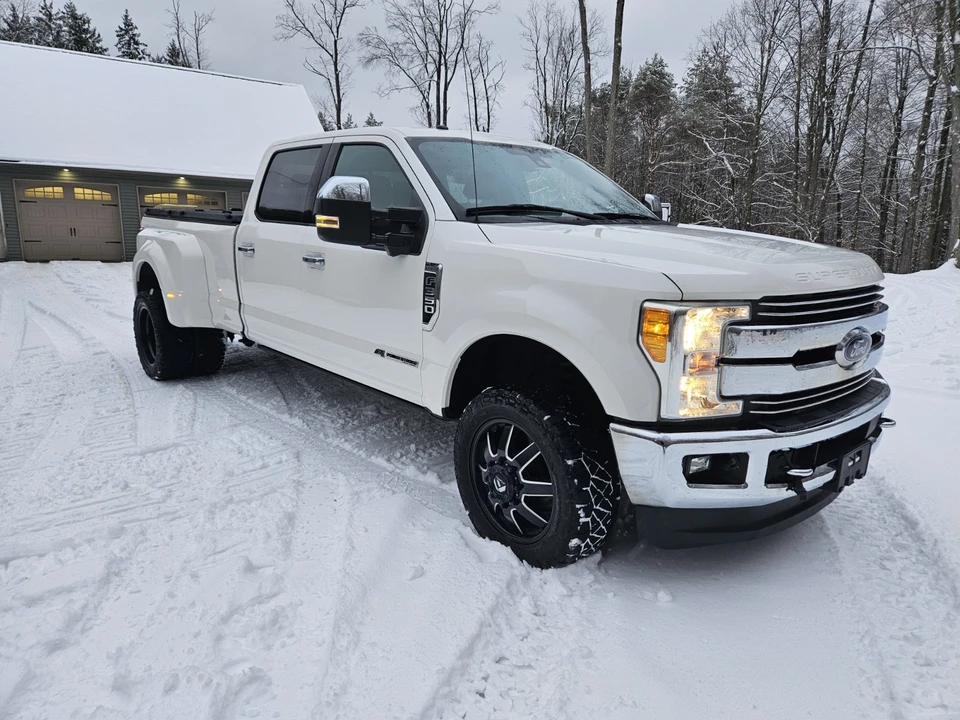 2017 Ford Super Duty 4th Gen - Image 2 of 21