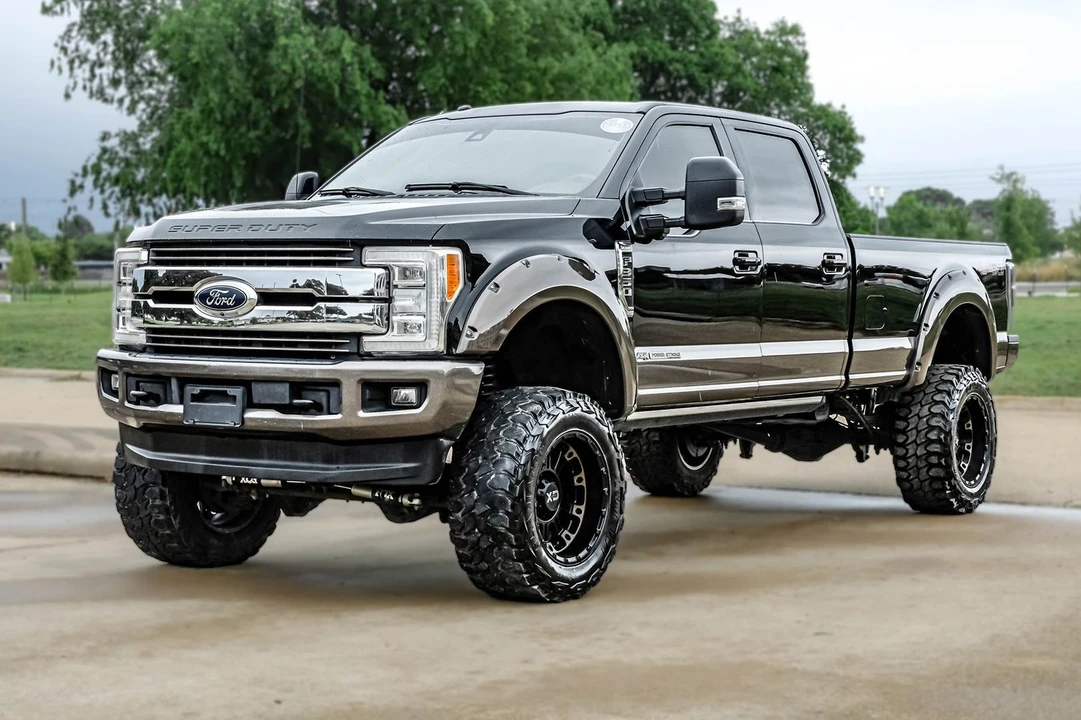 2017 Ford Super Duty 4th Gen - Image 2 of 31
