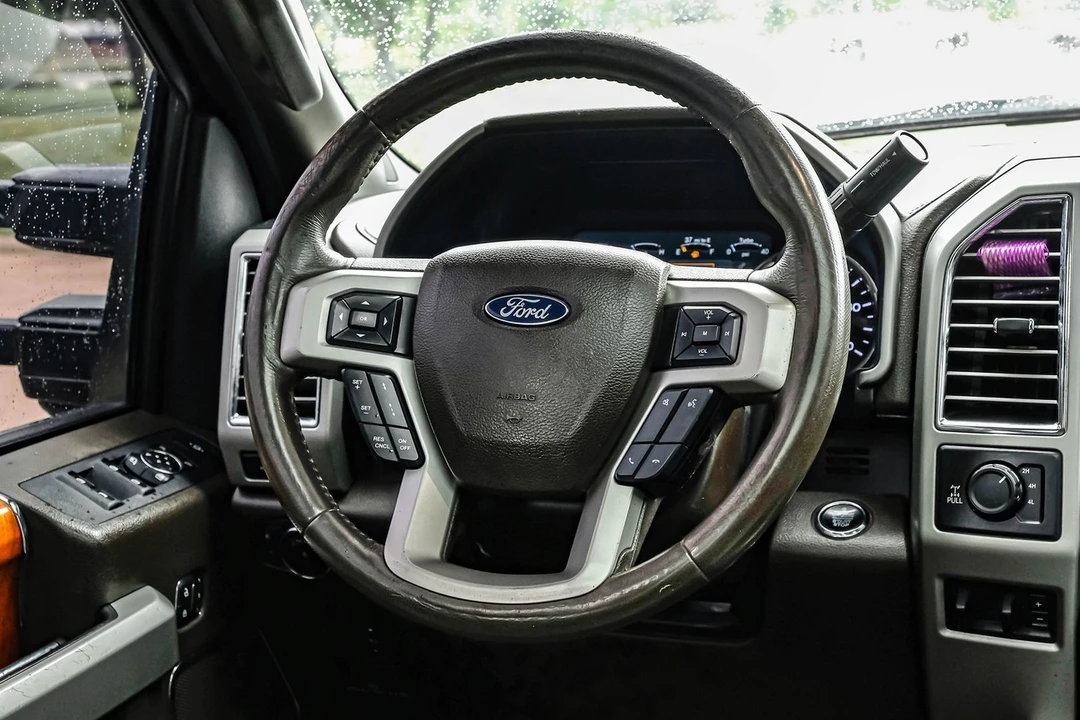 2017 Ford Super Duty 4th Gen - Image 27 of 31