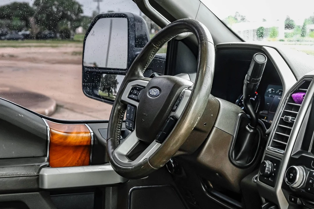 2017 Ford Super Duty 4th Gen - Image 26 of 31