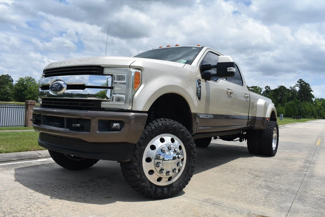2017 Ford Super Duty 4th Gen - Image 5 of 19