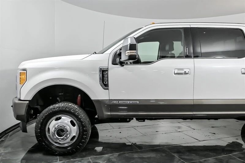 2017 Ford Super Duty 4th Gen - Image 6 of 21