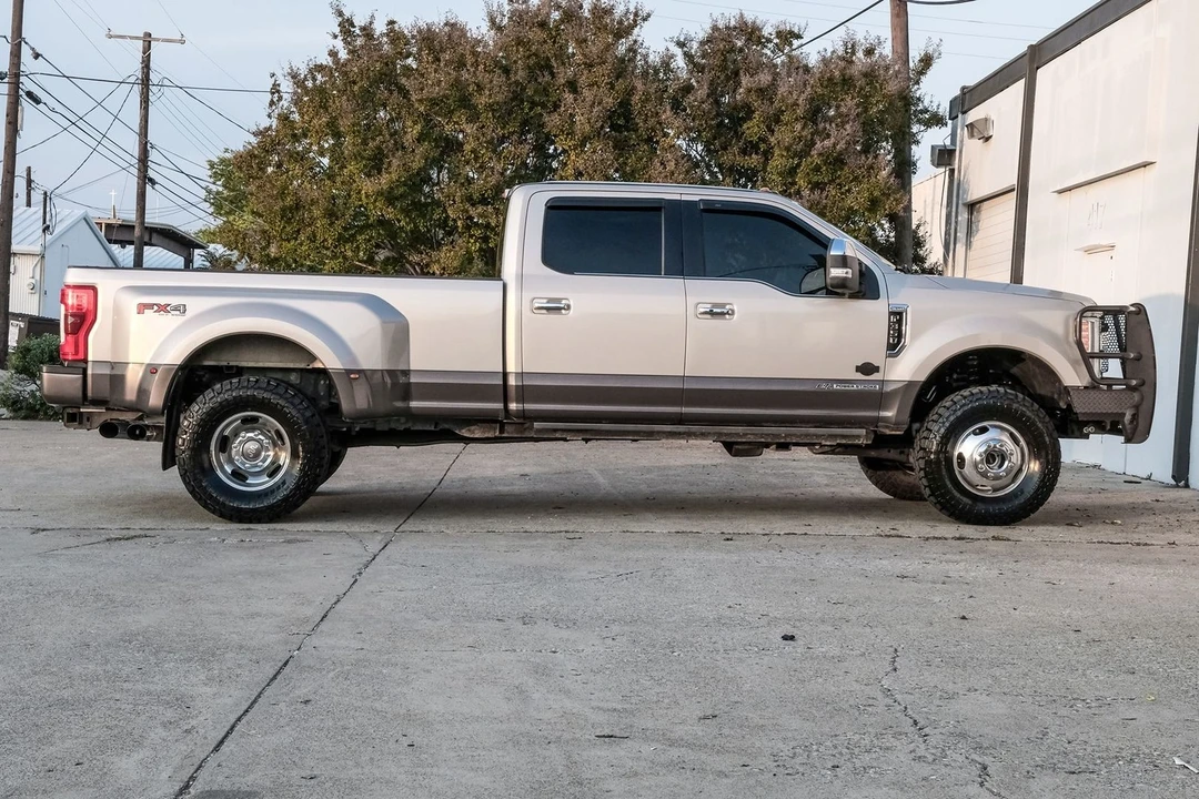 2017 Ford Super Duty 3rd Gen - Image 6 of 21